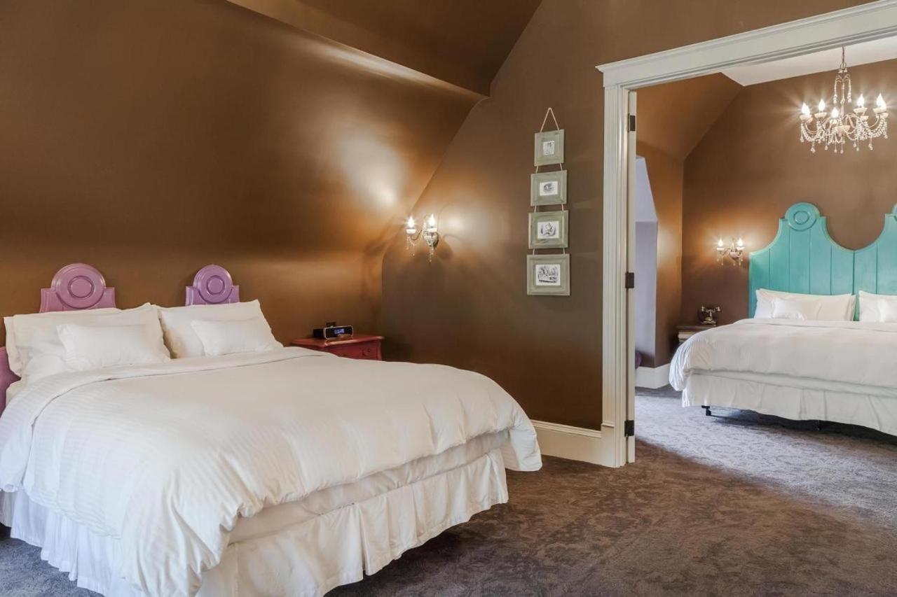 Patterson Inn Denver Room photo